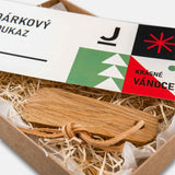 Weihnachtsgeschenkgutschein mit Holzschuhlöffel